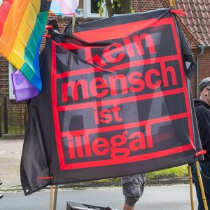 Kein Mensch ist illegal